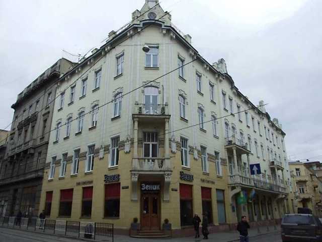 Зі Львівської митниці одним наказом звільнили усе колишнє керівництво