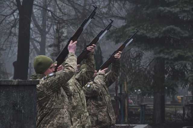 Воина 93-й ОМБ Германа Соловьева похоронили на Днепропетровщине