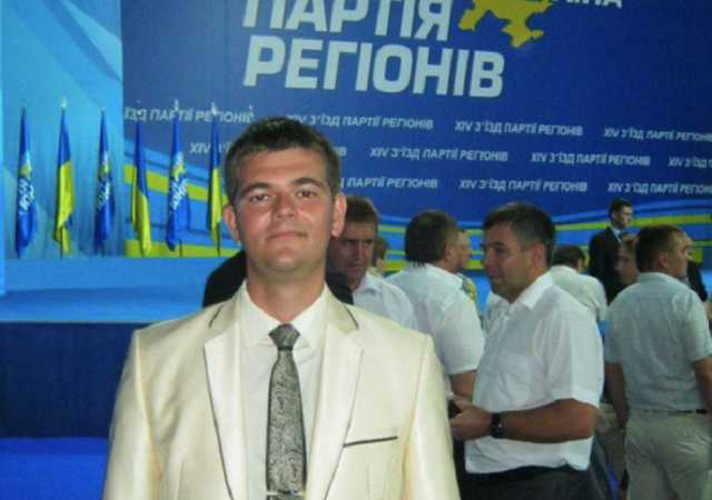 Нове призначення Зеленського: ходить на «Бєссмєрті полки» та підтримує російських окупантів на Донбасі