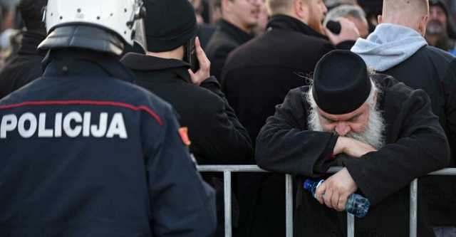 Черногорию охватили "церковные" протесты: РПЦ заявила о "циничном ударе"