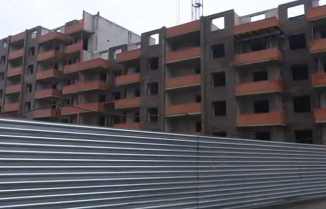 Застройщик из Харькова оставил 600 семей без средств и жилья