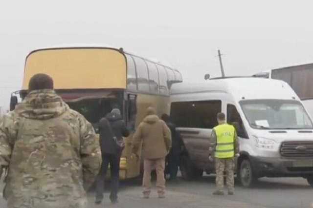 "Заготовка СБУ!" Террористы нелепо оправдались за ДТП во время обмена пленными