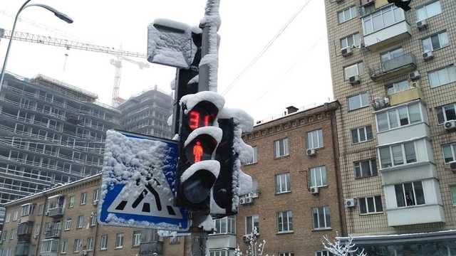 Синоптики предупредили о мокром снеге и ночных морозах