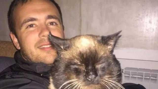 «Игорь как будто прощался»: рассказ бывшей жены погибшего бортпроводника МАУ