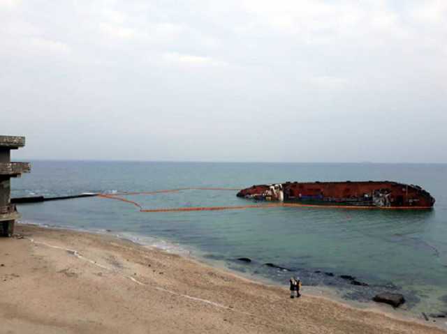 Крушение танкера Delfi под Одессой: владелец решил реанимировать затонувшее судно