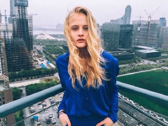 "Нашли раздетую в кустах": вскрылись детали трагедии с российской моделью, выпавшей из окна