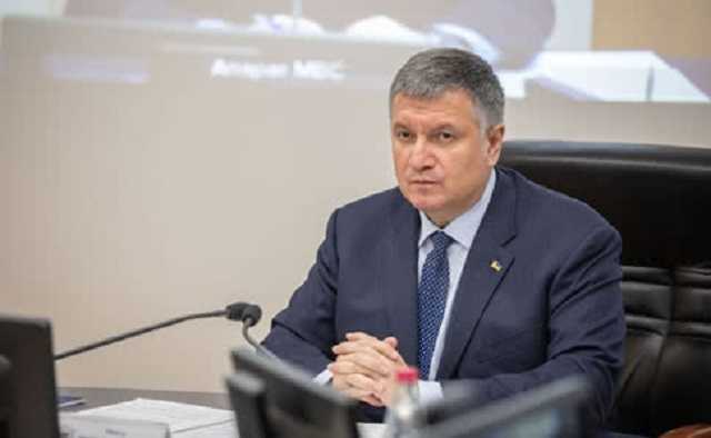 Министр МВД Арсен Аваков получил солидные премии