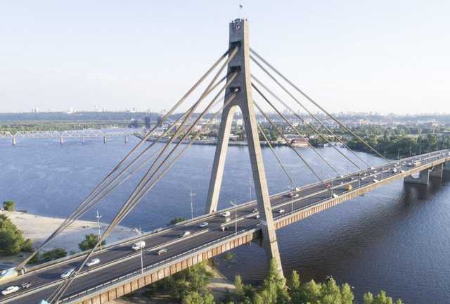 У Києві обмежать рух на Північному мосту