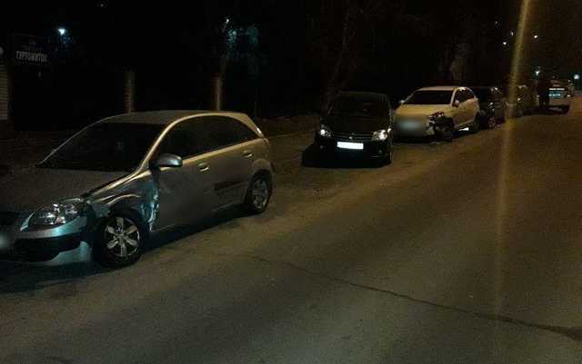 В Киеве водитель разбил четыре авто и пытался сбежать с места