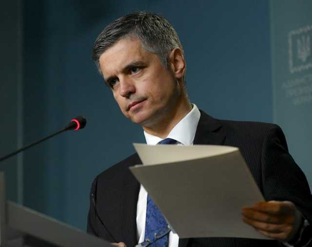 Пристайко не смог ответить, зачем Зеленский ездил в Оман