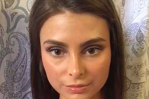 19-летняя украинка продала девственность за $1,3 миллиона