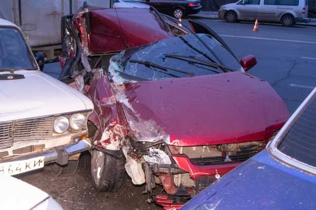 В Киеве в результате аварии на проспекте Науки пострадали четыре человека