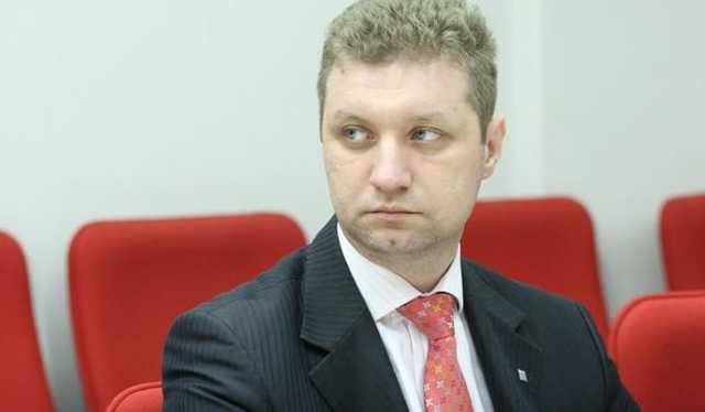 Голова Громадських рад при ДФС та Мінфіні приховав квартиру у Києві