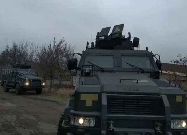 Минобороны передало бойцам ВСУ новые бронемашины без вооружения