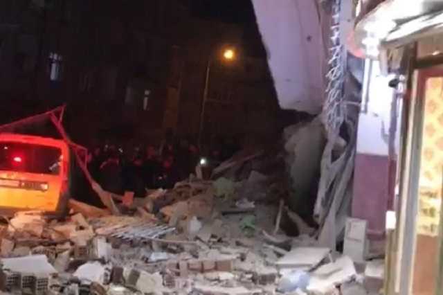 Турция содрогнулась от мощного землетрясения: подсчитывают погибших