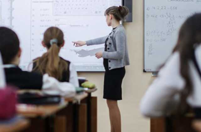 Учеников накажут, учителей – поощрят: новый закон о школе напугал родителей