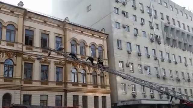 В Киеве горит Минкульт, идет эвакуация