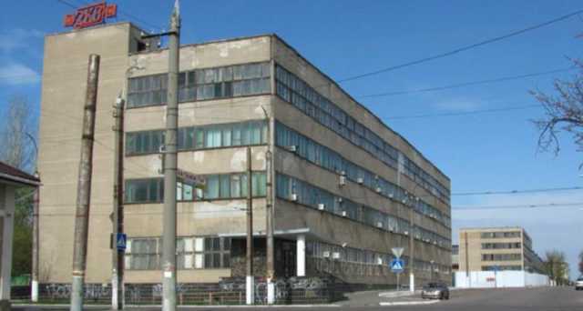 Захваченный херсонский завод карданных валов начали вырезать на металл