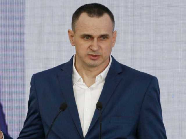 Отключить Россию от SWIFT: Сенцов назвал самый эффективный шаг для давления на Путина