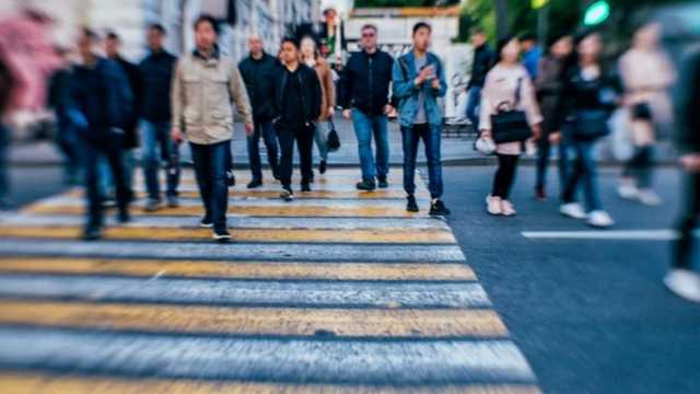 Если водитель не пропускает пешехода на переходе, он заплатит штраф - Верховный суд