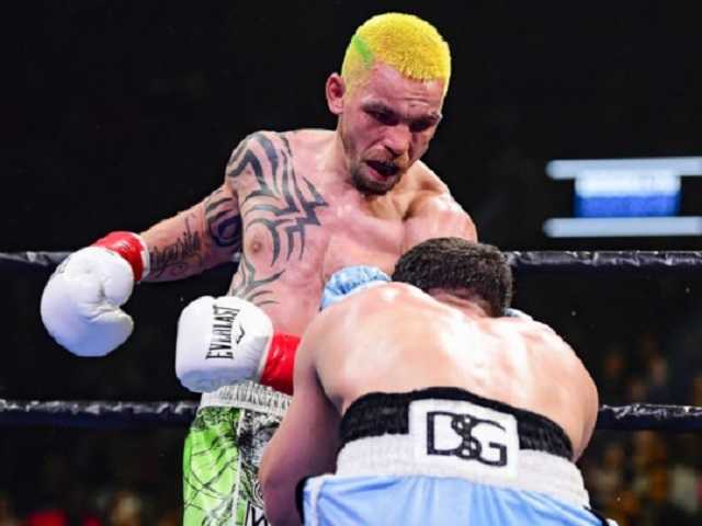 Украинский боксер получил длительную дисквалификацию за укус соперника