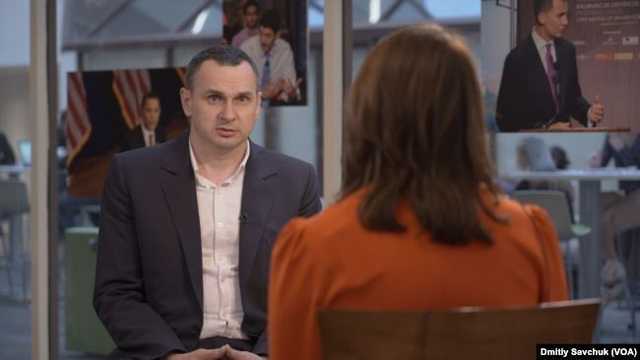 "Мы должны сдаться!" Сенцов обратился к Зеленскому из-за Донбасса