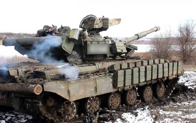 В зоне ООС восемь обстрелов, ранен боец