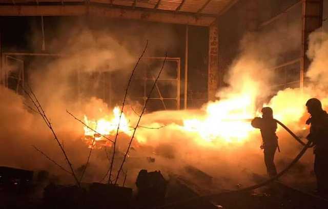 В Киеве ночью горело железнодорожное ДЕПО