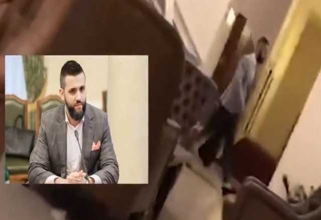 Руководителя таможни Нефедова сняли на встрече с Павлюком, которого называют влиятельным контрабандистом