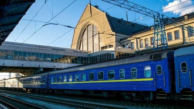 “УЗ” продлила контракт с руководителем филиала, который обыскивало НАБУ