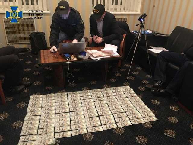 СБУ предупредила растрату 100 млн топ-чиновником Госрезерва