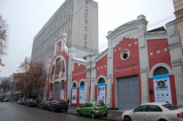 На территории Госкосмоса и завода "Арсенал" проходят обыски