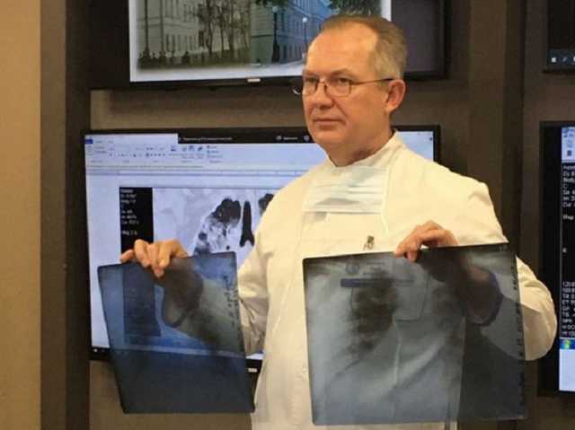 15 дней лечился дома: в Днепре от вирусной пневмонии умер мужчина