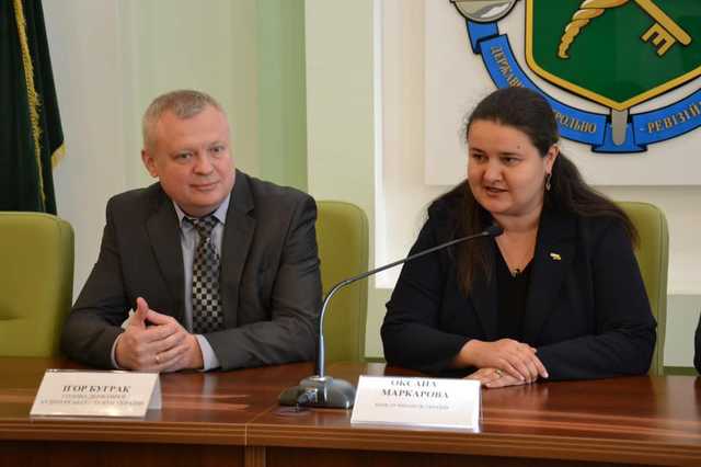 Новый глава Офиса финансового контроля Буграк удвоил свой доход после назначения