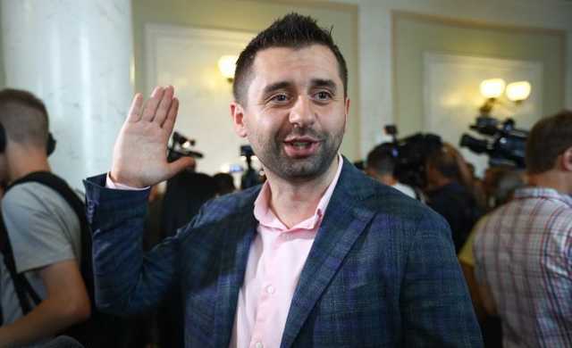 Закон о рынке земли “слуги народа” надеются принять в апреле