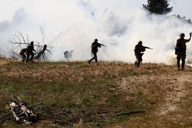 Террористы устроили масштабный обстрел на Донбассе