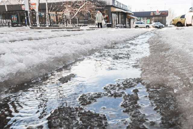 Вода заливает улицы: в Днепре случилось масштабное ЧП