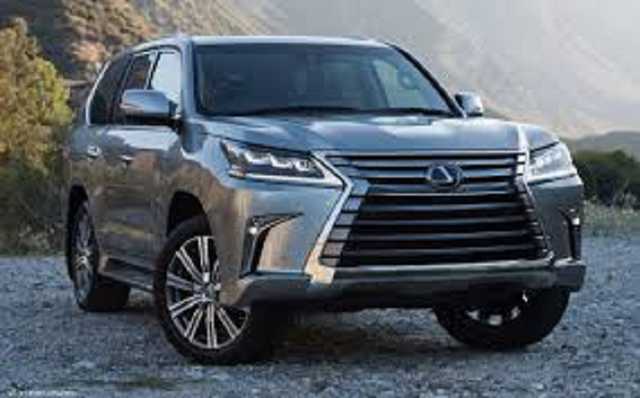 Местные депутаты покупают джипы по нереальным ценам