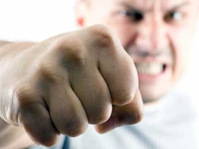 Помощник нардепа подрался в Лисичанске с местным депутатом