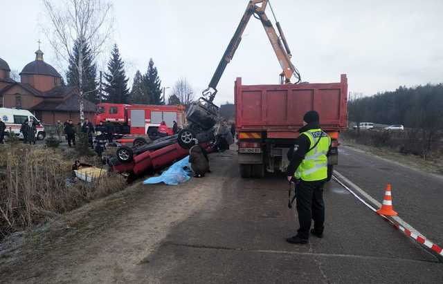Четверо погибли возле церкви: появились подробности ДТП подо Львовом