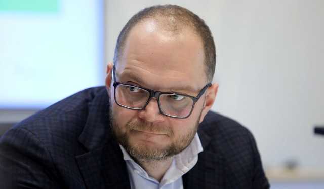 Бородянский хочет повысить популярность книг среди украинцев
