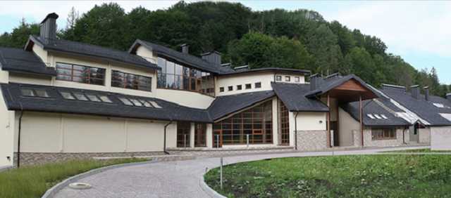 Зе!Розкрадання: Фонд держмайна за копійки продав коштовний оздоровчий комплекс НБУ