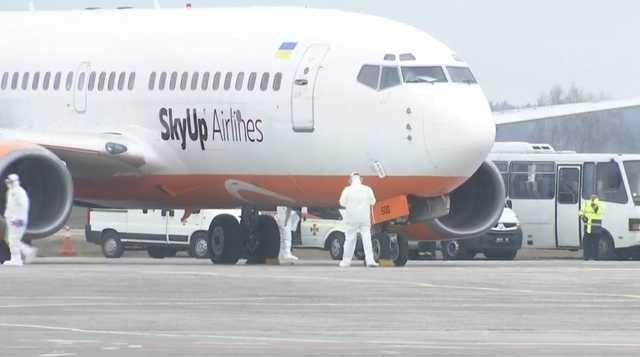 В SkyUp рассказали, что будет с самолетом, который доставлял украинцев из Китая