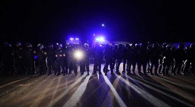 После столкновений в Новых Санжарах полиция открыла два уголовных дела