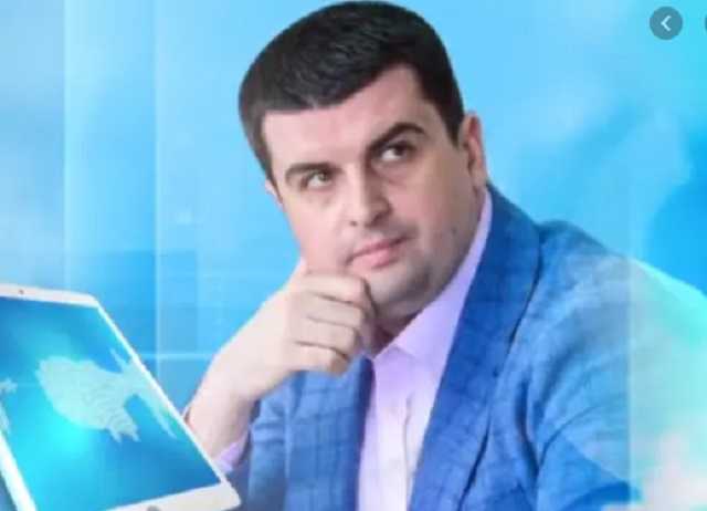 Рука руку миє. Чиновник Державіаслужби отримав від брата кругленьку суму