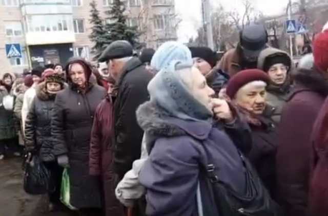 Украинцам раздадут по 4 тысячи гривен: кого это коснется