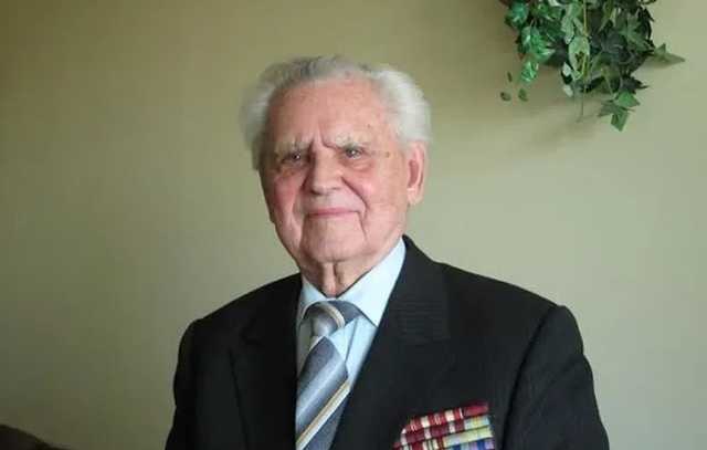 Труханов распорядился потратить 64 тысячи на памятник советскому генералу