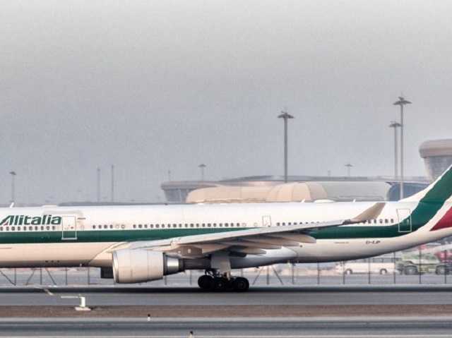 : Alitalia  40     곿 