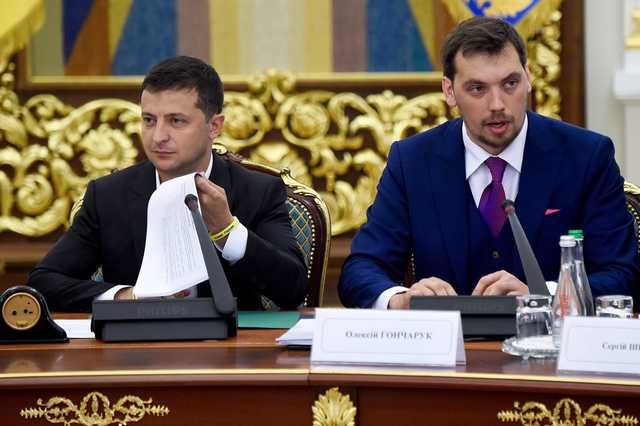 Журналіст: Час Гончарука майже вичерпаний, у Зеленського вже шукають нового прем’єра