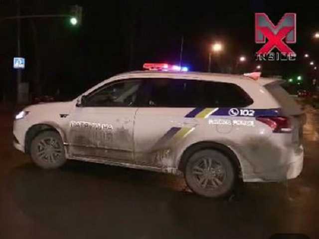 В Хмельницком бизнесмен найден зарезанным в авто